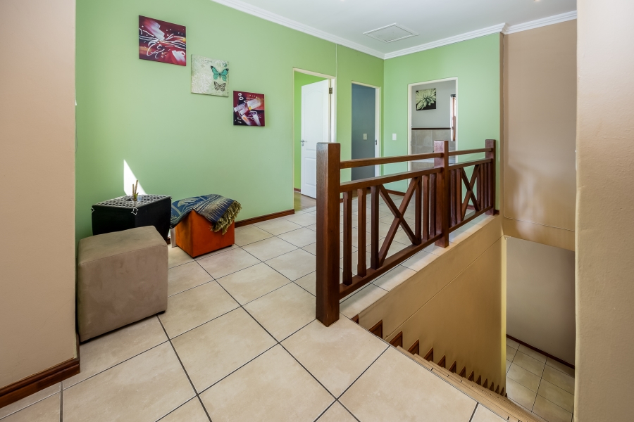 3 Bedroom Property for Sale in Vierlanden Western Cape